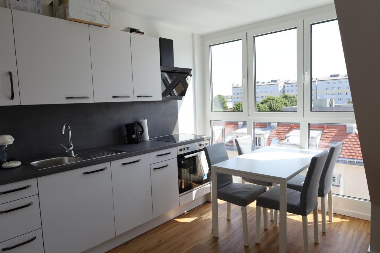 Penthouse Apartments Вена Экстерьер фото